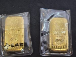 金のインゴット100gを2本