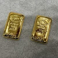 井島貴金属のインゴット100gを2