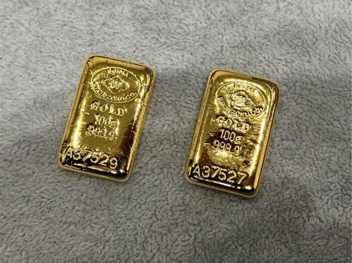 井島貴金属のインゴット100gを2