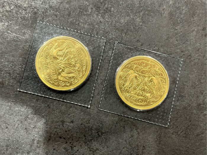 天皇御在位60年記念金貨20グラム2枚