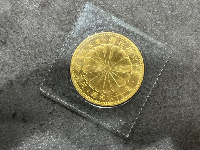 天皇御在位60年記念金貨