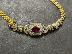 ダイヤモンドとルビーのK18金のネックレス